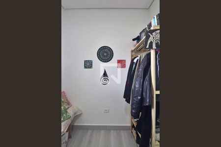Quarto 2 de apartamento para alugar com 2 quartos, 47m² em Jardim Santo Antônio, Santo André