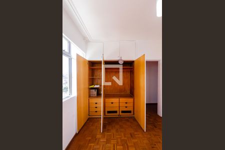 Quarto de apartamento para alugar com 2 quartos, 86m² em Padre Eustáquio, Belo Horizonte