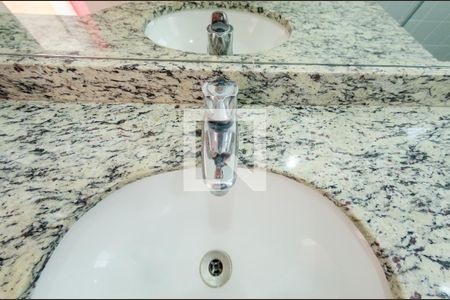 Apartamento para alugar com 86m², 2 quartos e 1 vaga Apartamento para alugar com 86m², 2 quartos e 1 vagaBanheiro