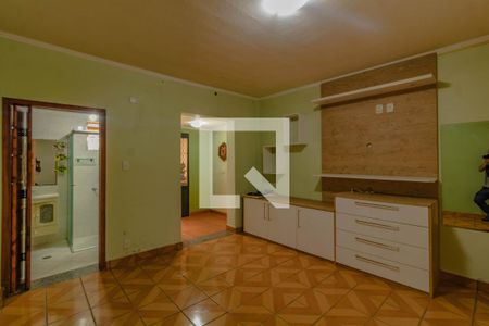 Sala de casa à venda com 3 quartos, 160m² em Planalto Paulista, São Paulo