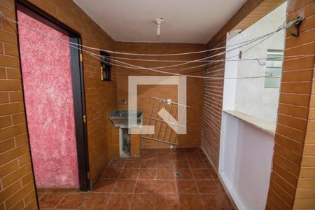 Lavanderia de casa para alugar com 4 quartos, 125m² em Jardim D’abril, Osasco