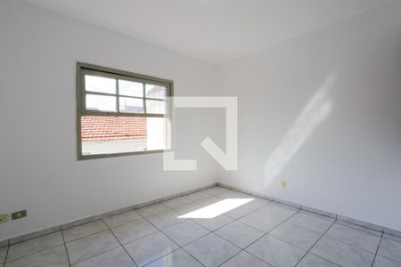 Quarto 2 de casa para alugar com 2 quartos, 92m² em Vila Santa Maria, São Paulo