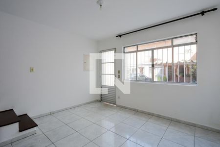 Sala de casa para alugar com 2 quartos, 92m² em Vila Santa Maria, São Paulo