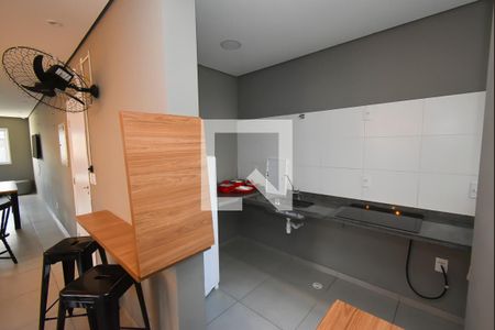 Apartamento à venda com 42m², 1 quarto e 1 vaga Apartamento à venda com 42m², 1 quarto e 1 vagaÁrea comum - Salão de festas