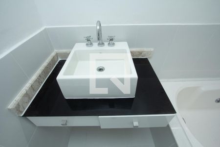 Apartamento à venda com 136m², 3 quartos e 1 vagaBanheiro 2