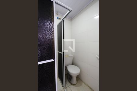 Banheiro de apartamento para alugar com 1 quarto, 33m² em Vila Roque, São Paulo