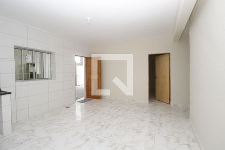 Casa para alugar com 200m², 3 quartos e 2 vagasCozinha