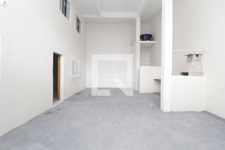 Casa para alugar com 200m², 3 quartos e 2 vagasQuintal e garagem