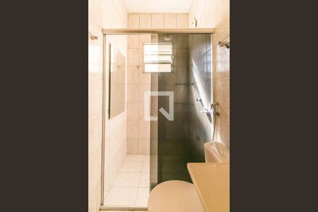 Casa para alugar com 59m², 2 quartos e 1 vaga Casa para alugar com 59m², 2 quartos e 1 vagaBanheiro