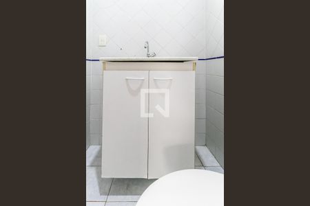 Lavabo de casa para alugar com 2 quartos, 59m² em Jardim Leblon, Belo Horizonte