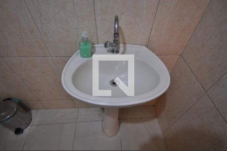 Casa à venda com 223m², 3 quartos e 2 vagasBanheiro