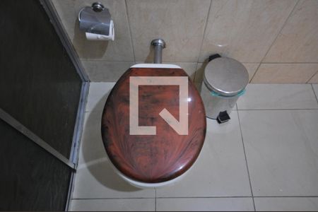 Casa à venda com 223m², 3 quartos e 2 vagasBanheiro