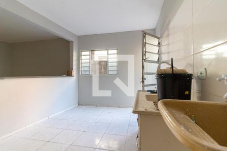 Casa à venda com 75m², 2 quartos e sem vaga Casa à venda com 75m², 2 quartos e sem vagaCozinha