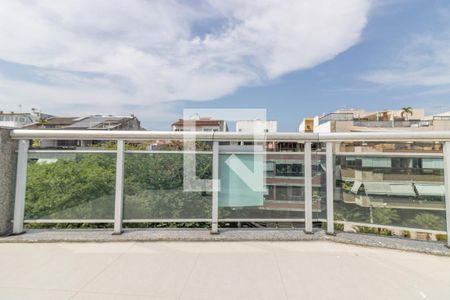 Apartamento à venda com 173m², 3 quartos e 2 vagas Apartamento à venda com 173m², 3 quartos e 2 vagasPlaca Quinto Andar