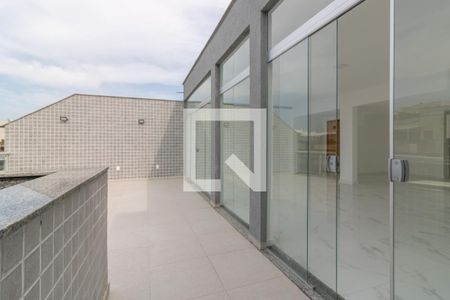 Apartamento à venda com 173m², 3 quartos e 2 vagas Apartamento à venda com 173m², 3 quartos e 2 vagasVaranda
