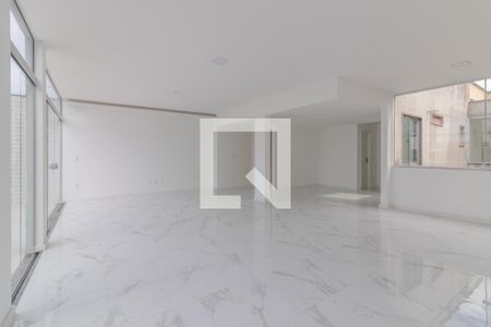 Apartamento à venda com 173m², 3 quartos e 2 vagas Apartamento à venda com 173m², 3 quartos e 2 vagasSala