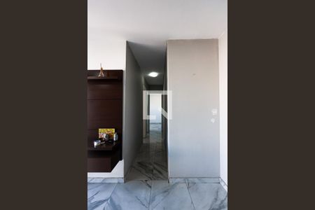 Sala - detalhes de apartamento para alugar com 2 quartos, 47m² em Jardim Ísis, Cotia