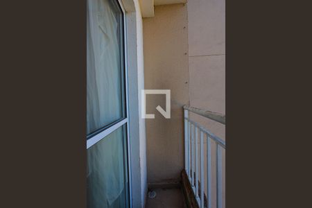Sala - varanda de apartamento para alugar com 2 quartos, 47m² em Jardim Ísis, Cotia