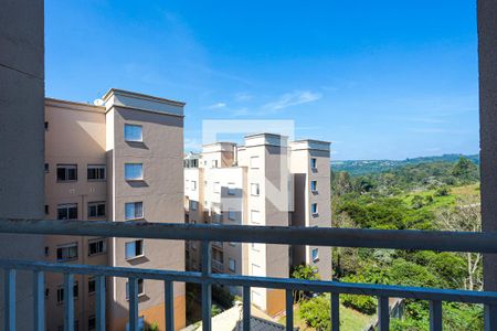 Sala - varanda - vista de apartamento para alugar com 2 quartos, 47m² em Jardim Ísis, Cotia