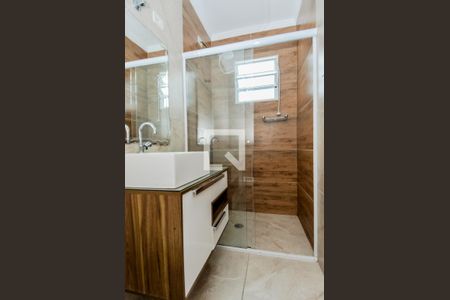 Banheiro de apartamento para alugar com 1 quarto, 35m² em Jardim Dourado, Guarulhos