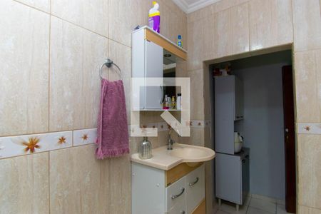 Casa à venda com 228m², 3 quartos e 1 vagaBanheiro Corredor