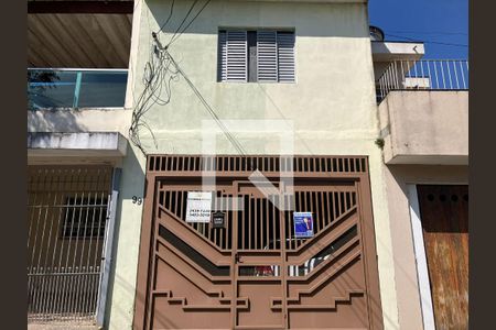 Casa à venda com 228m², 3 quartos e 1 vagaFachada