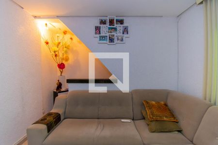 Sala de casa à venda com 3 quartos, 228m² em Vila Ivg, São Paulo