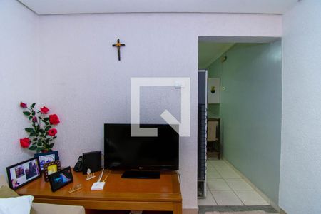 Sala de casa à venda com 3 quartos, 228m² em Vila Ivg, São Paulo