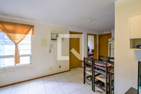 Sala de apartamento à venda com 2 quartos, 40m² em São José, Porto Alegre