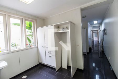 Casa de condomínio à venda com 750m², 5 quartos e 8 vagasÁrea de Serviço