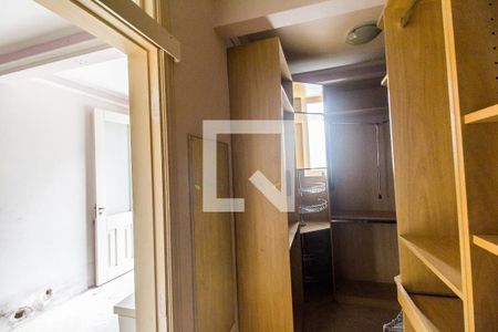 Casa de condomínio à venda com 750m², 5 quartos e 8 vagasCloset da suíte 3