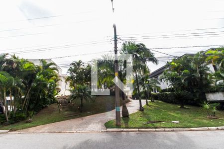 Casa de condomínio à venda com 750m², 5 quartos e 8 vagasVista da Rua