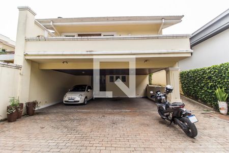 Casa de condomínio à venda com 750m², 5 quartos e 8 vagasGaragem