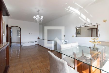 Sala de casa para alugar com 2 quartos, 180m² em Vila Vermelha, São Paulo