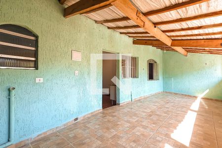 Casa à venda com 250m², 2 quartos e 1 vaga Casa à venda com 250m², 2 quartos e 1 vagaÁrea de Serviço