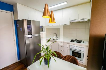 Apartamento à venda com 47m², 2 quartos e 1 vaga Apartamento à venda com 47m², 2 quartos e 1 vagaCozinha - Armários
