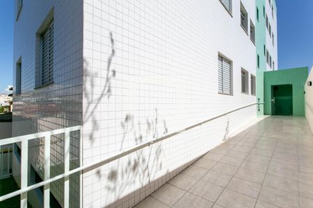 Apartamento à venda com 104m², 3 quartos e 4 vagasEntrada