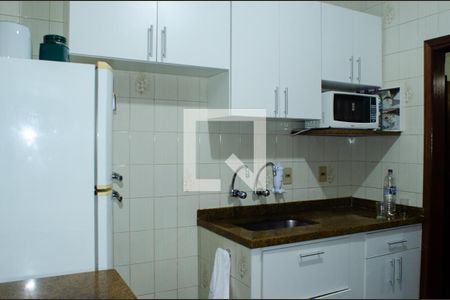 Casa à venda com 240m², 4 quartos e 5 vagasCozinha