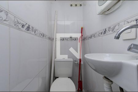 Casa à venda com 180m², 5 quartos e 4 vagas Casa à venda com 180m², 5 quartos e 4 vagasLoja 1