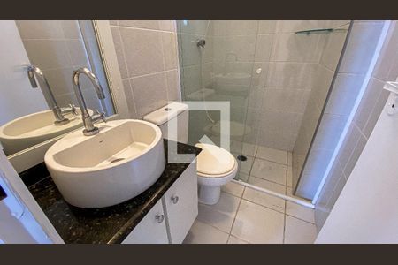 Apartamento à venda com 75m², 3 quartos e 2 vagas Apartamento à venda com 75m², 3 quartos e 2 vagasBanheiro