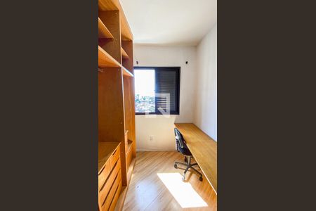 Apartamento à venda com 75m², 3 quartos e 2 vagas Apartamento à venda com 75m², 3 quartos e 2 vagasQuarto 2