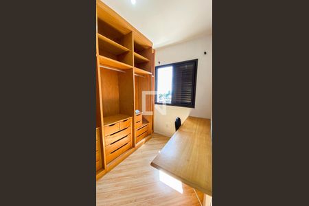 Apartamento à venda com 75m², 3 quartos e 2 vagas Apartamento à venda com 75m², 3 quartos e 2 vagasQuarto 2