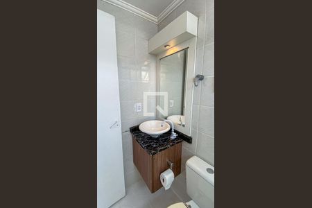 Apartamento à venda com 75m², 3 quartos e 2 vagas Apartamento à venda com 75m², 3 quartos e 2 vagasBanheiro da Suíte