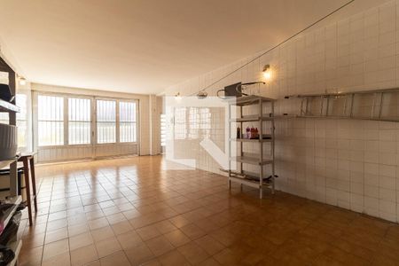 Casa à venda com 120m², 2 quartos e 1 vagaGaragem Coberta/Salão