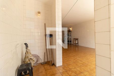 Casa à venda com 120m², 2 quartos e 1 vagaGaragem Coberta/Salão