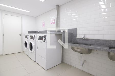 Apartamento à venda com 33m², 1 quarto e sem vagaBanheiro