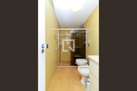 Apartamento à venda com 180m², 3 quartos e 1 vagaBanheiro 2