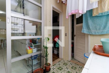 Apartamento à venda com 180m², 3 quartos e 1 vagaÁrea de Serviço