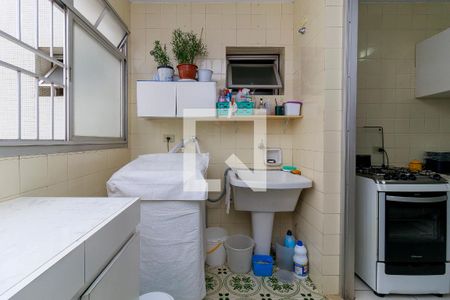 Apartamento à venda com 180m², 3 quartos e 1 vagaÁrea de Serviço