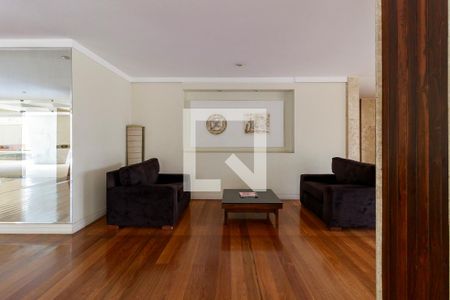 Apartamento à venda com 180m², 3 quartos e 1 vagaHall Social